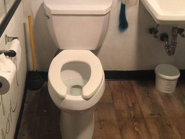 快適で安全なトイレ環境の為の注意事項